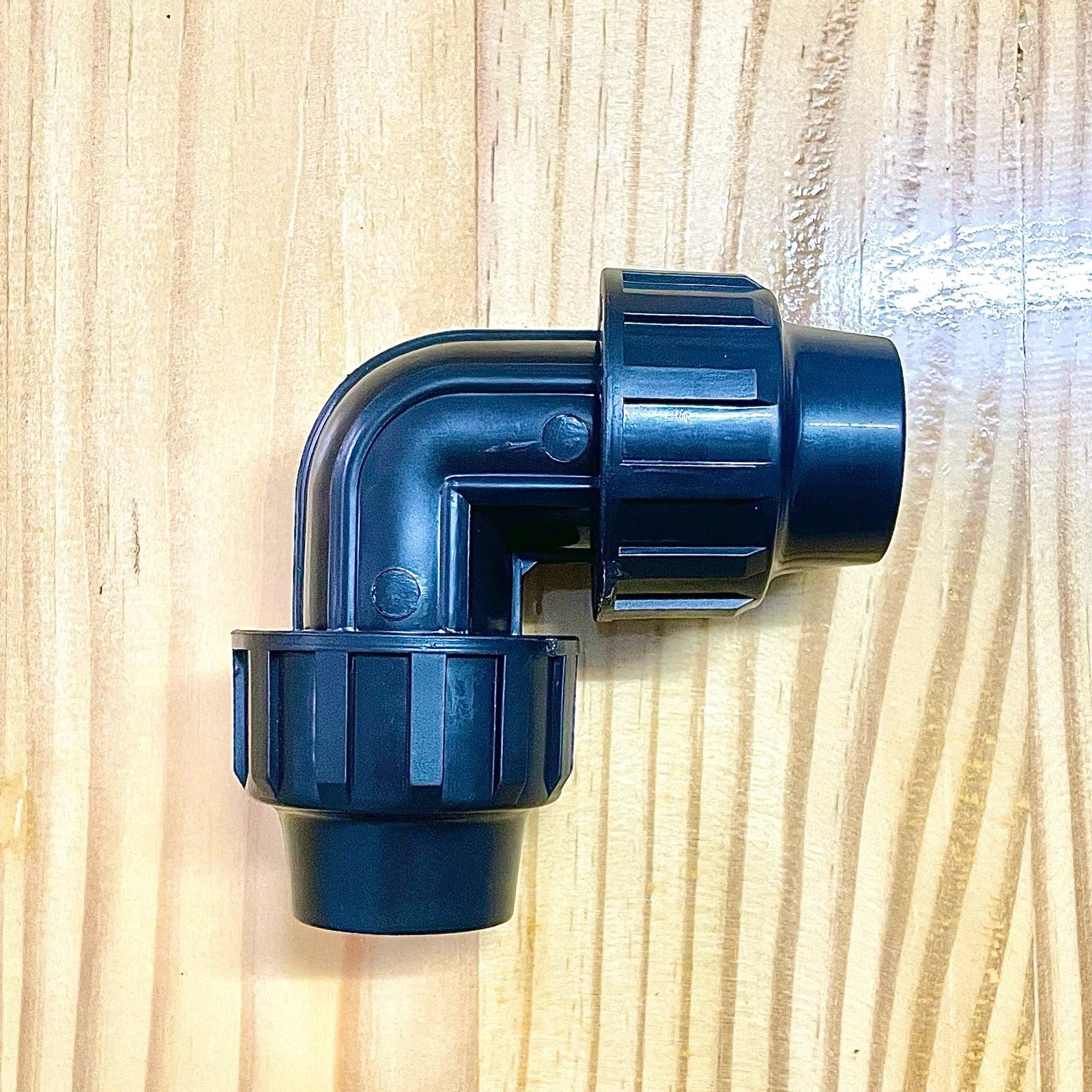 Detail fitting compression untuk sistem pipa HDPE